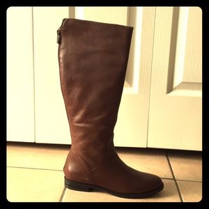 Le Chateau brown leather boots